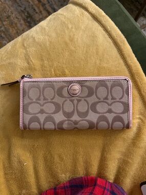 Coach Beige Signature Wallet with Pink Trim